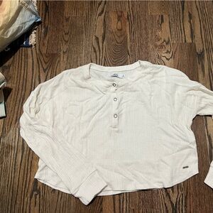Hollister cropped Henley. Soft ribbed.